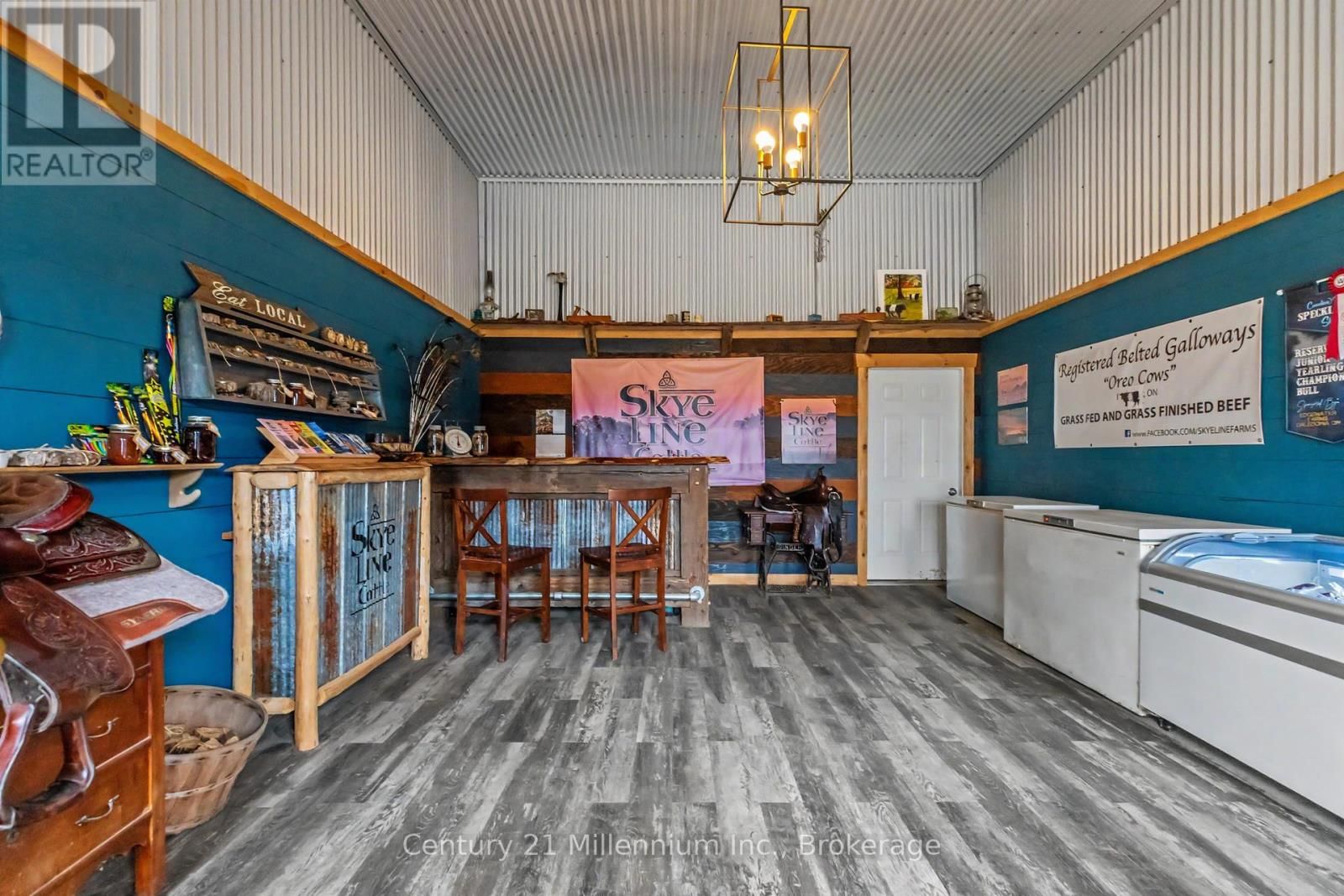 121097 12 SIDEROAD Image 22