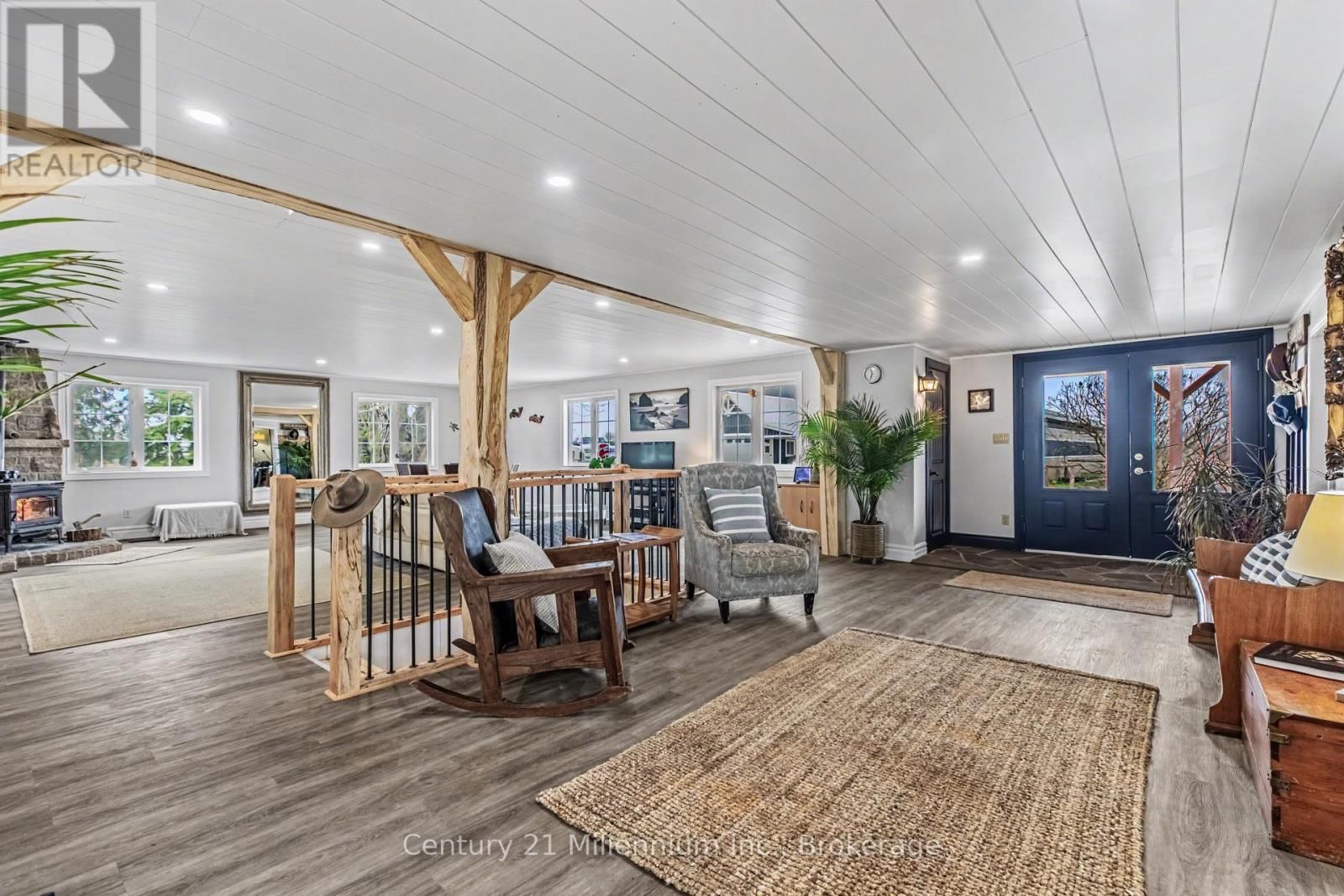 121097 12 SIDEROAD Image 27