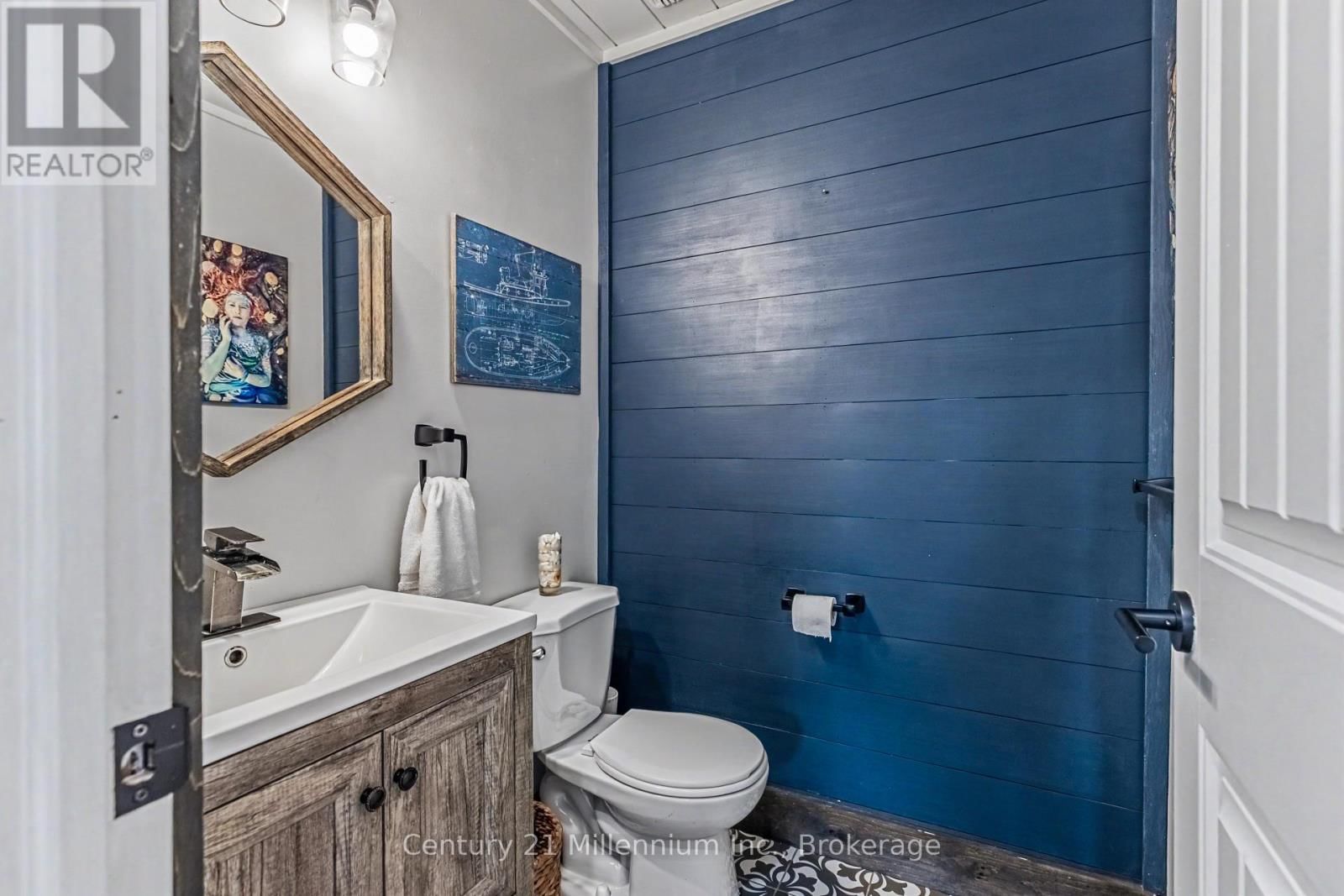 121097 12 SIDEROAD Image 36