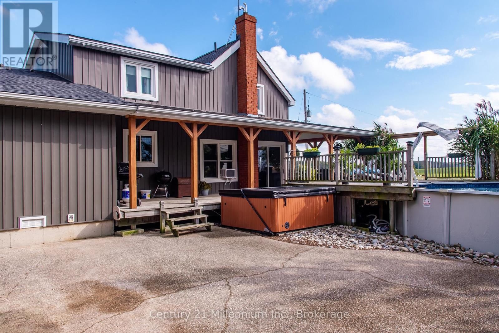 121097 12 SIDEROAD Image 45