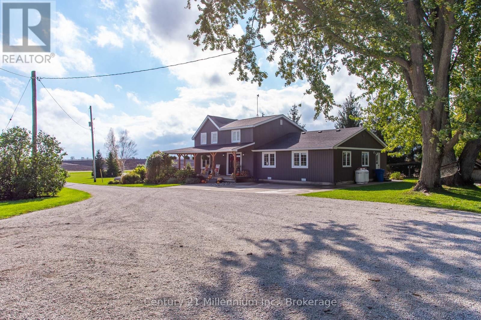 121097 12 SIDEROAD Image 7