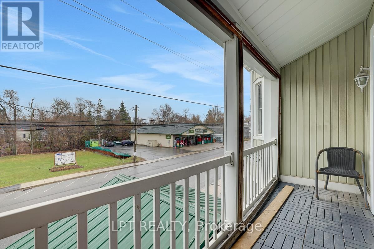 8197 VICTORIA STREET Image 30