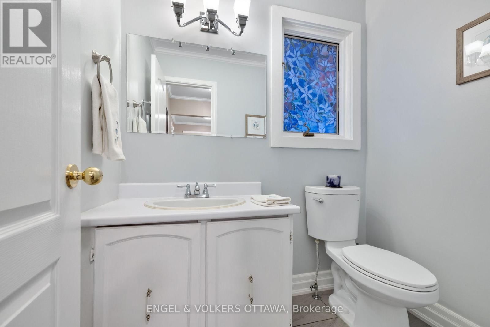 1173 ST JEROME CRESCENT Image 10