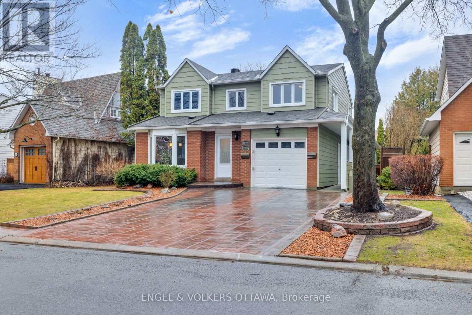 1173 ST JEROME CRESCENT Image 2