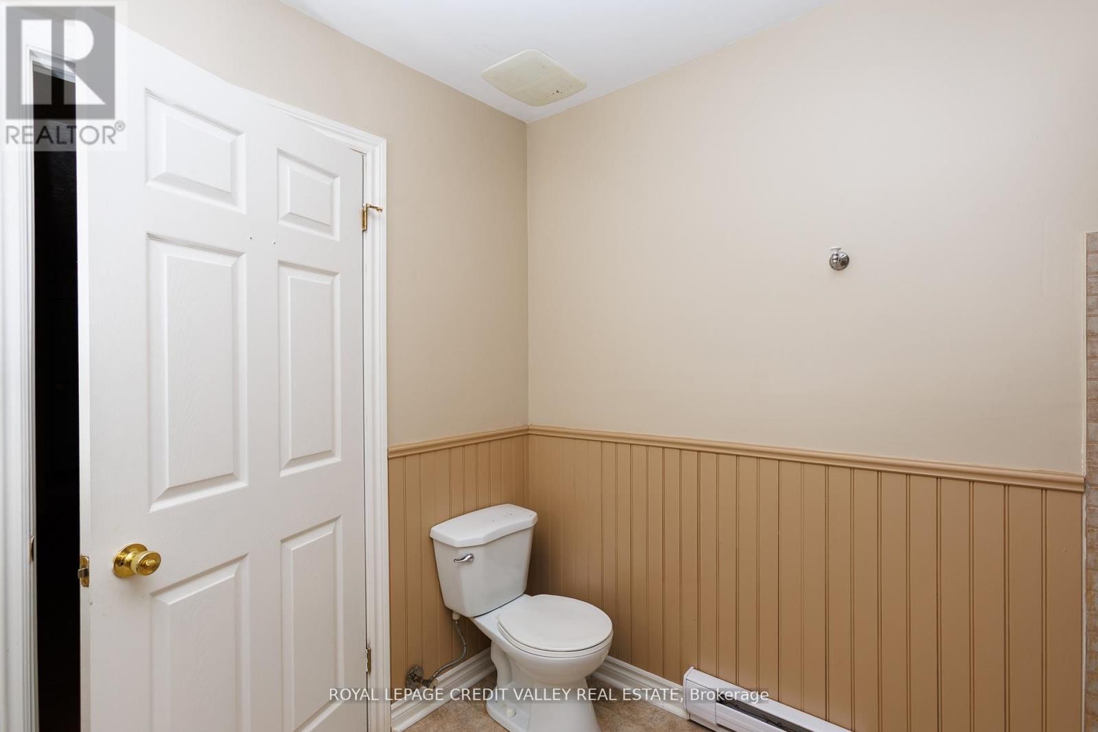 147 MEMORY LANE Image 12