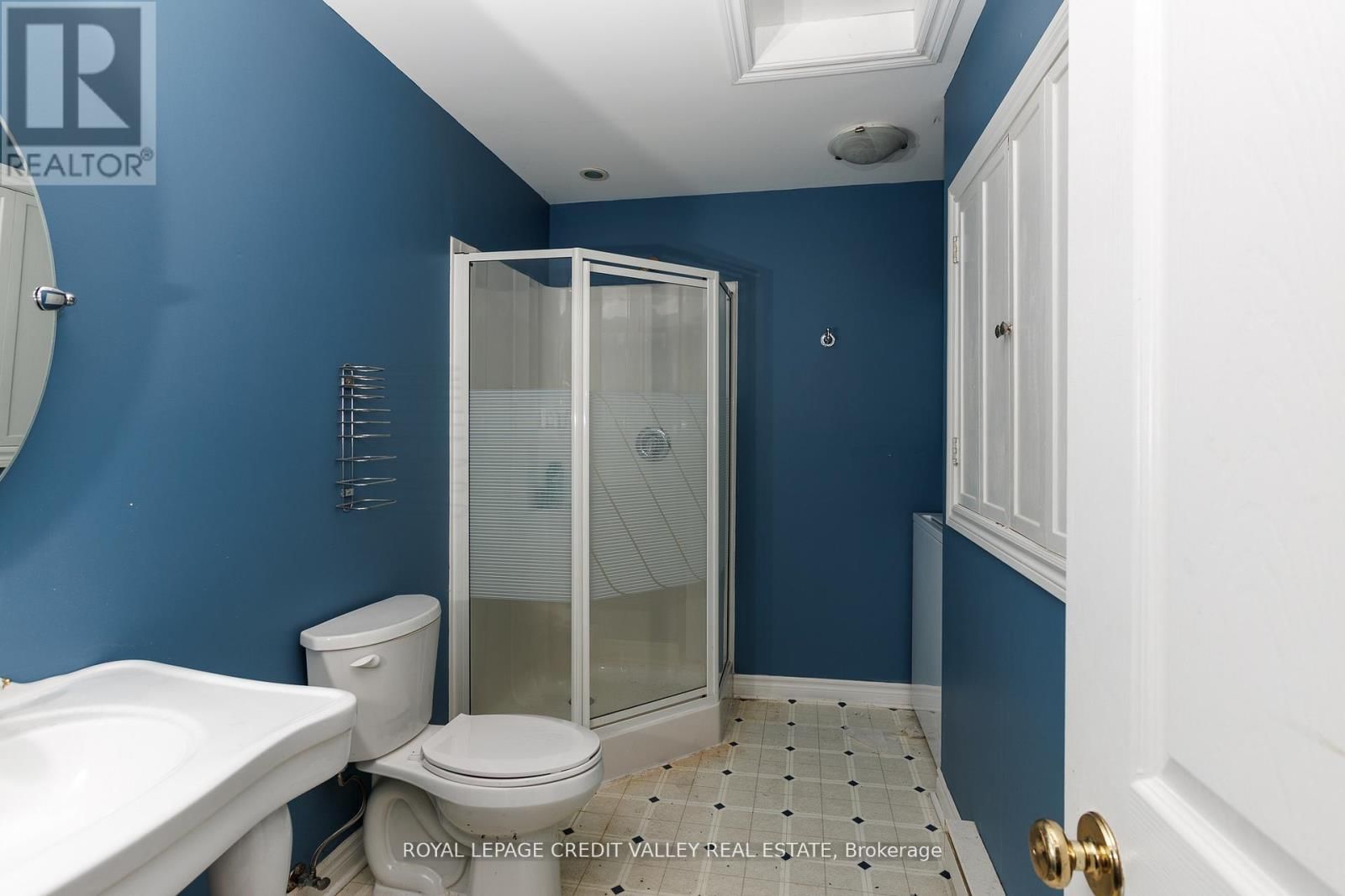 147 MEMORY LANE Image 18