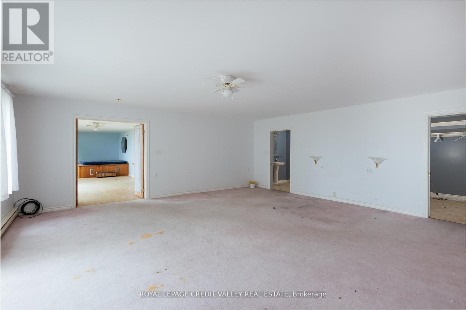 147 MEMORY LANE Image 25