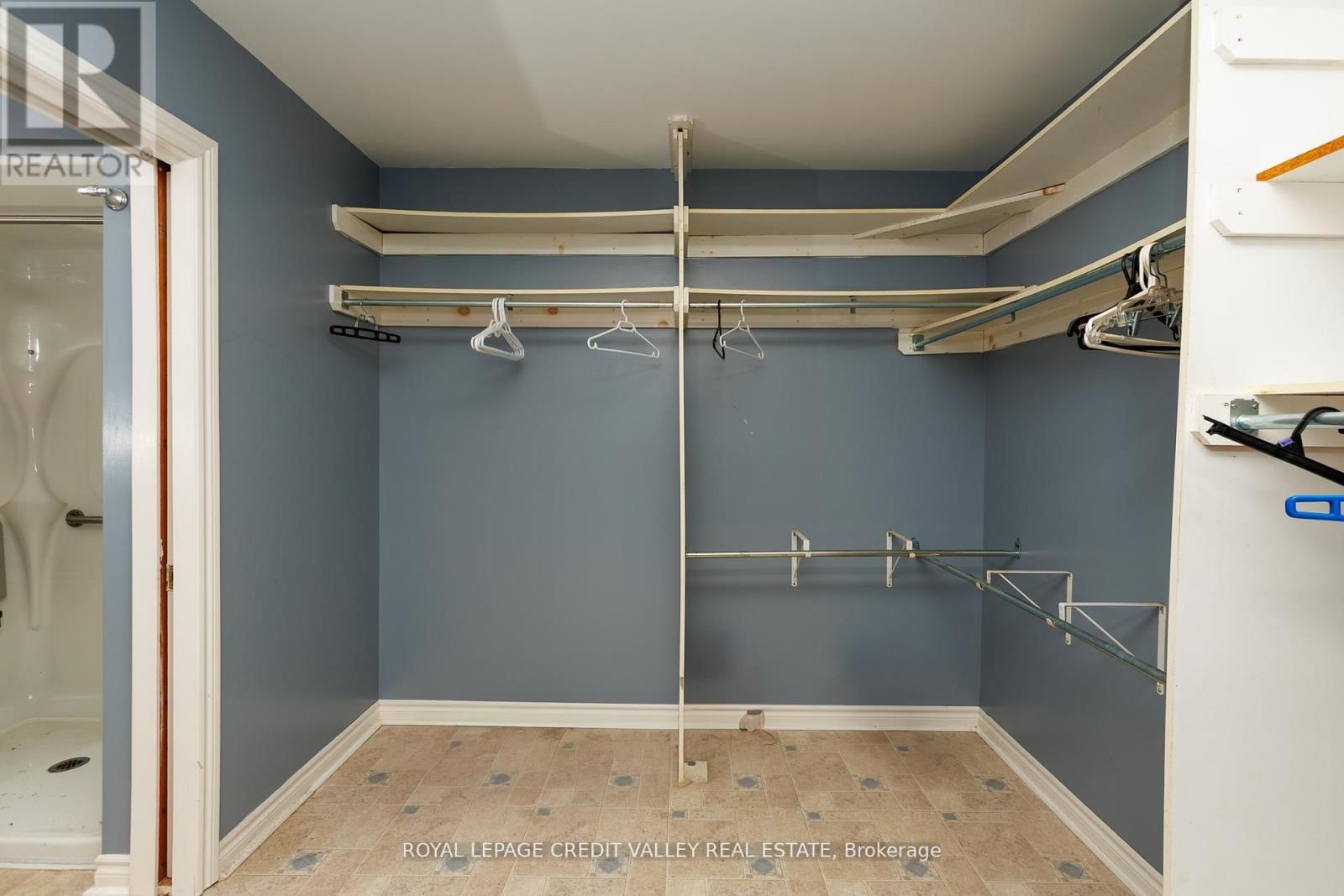 147 MEMORY LANE Image 29