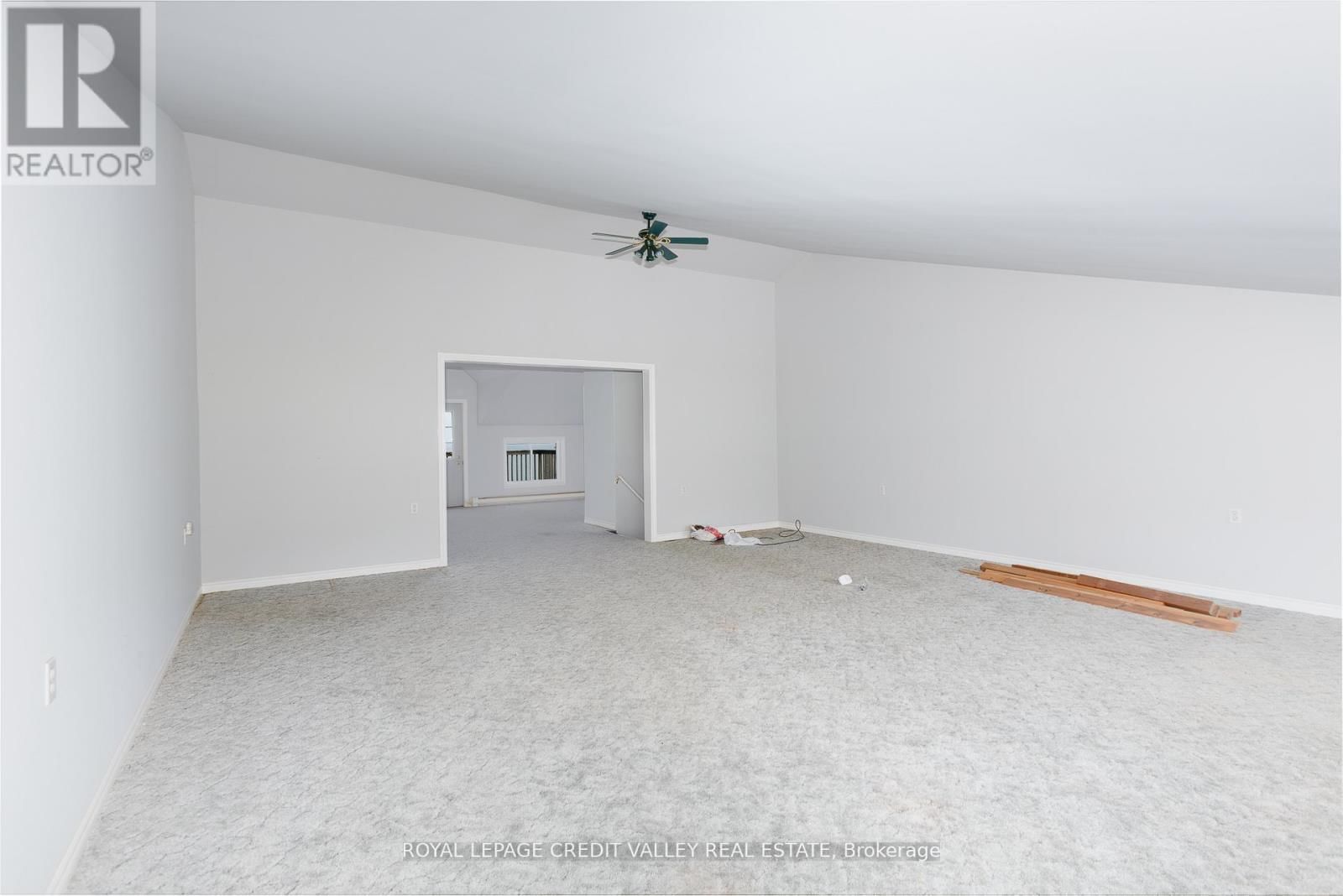 147 MEMORY LANE Image 31