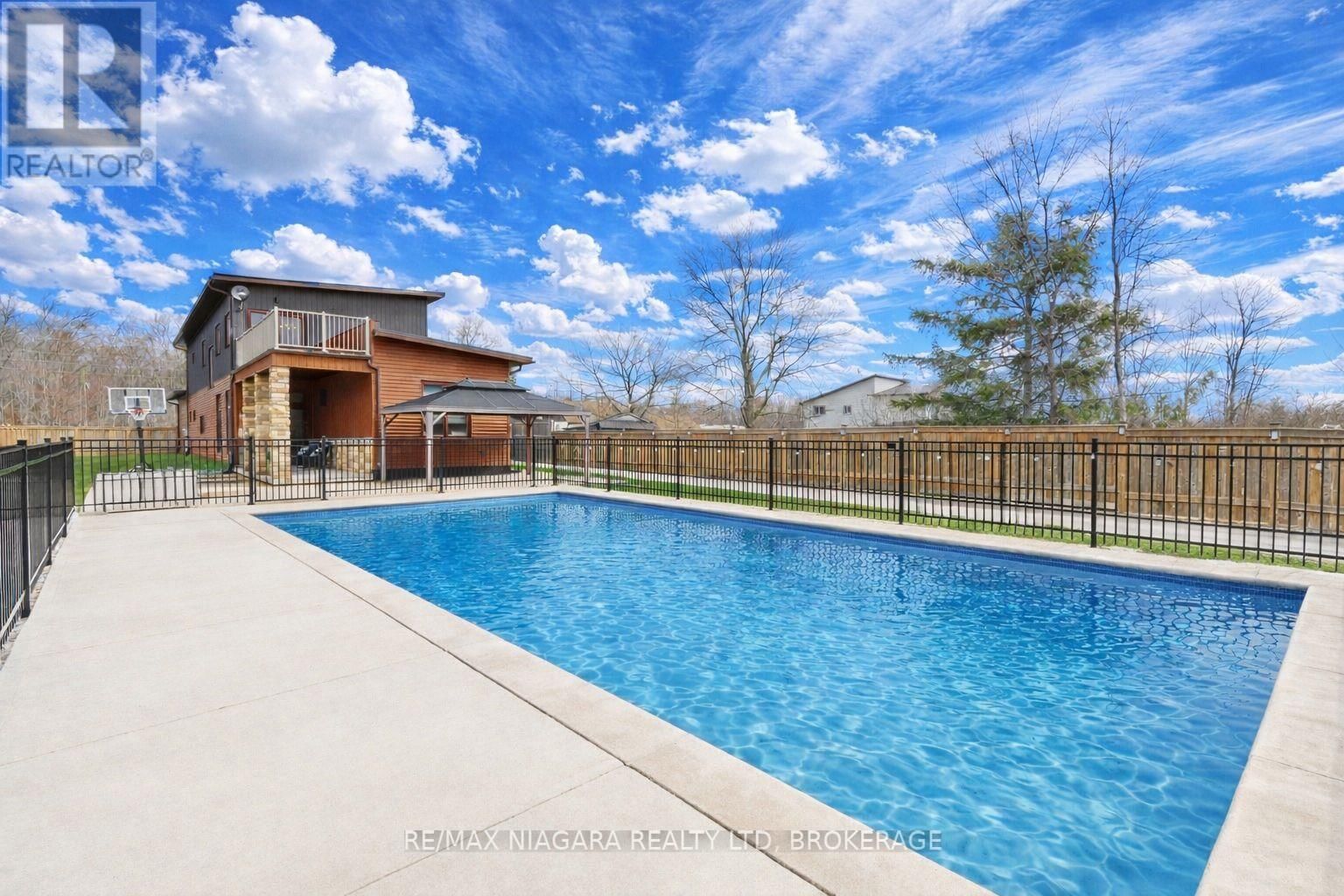 1887 DOMINION ROAD Image 1