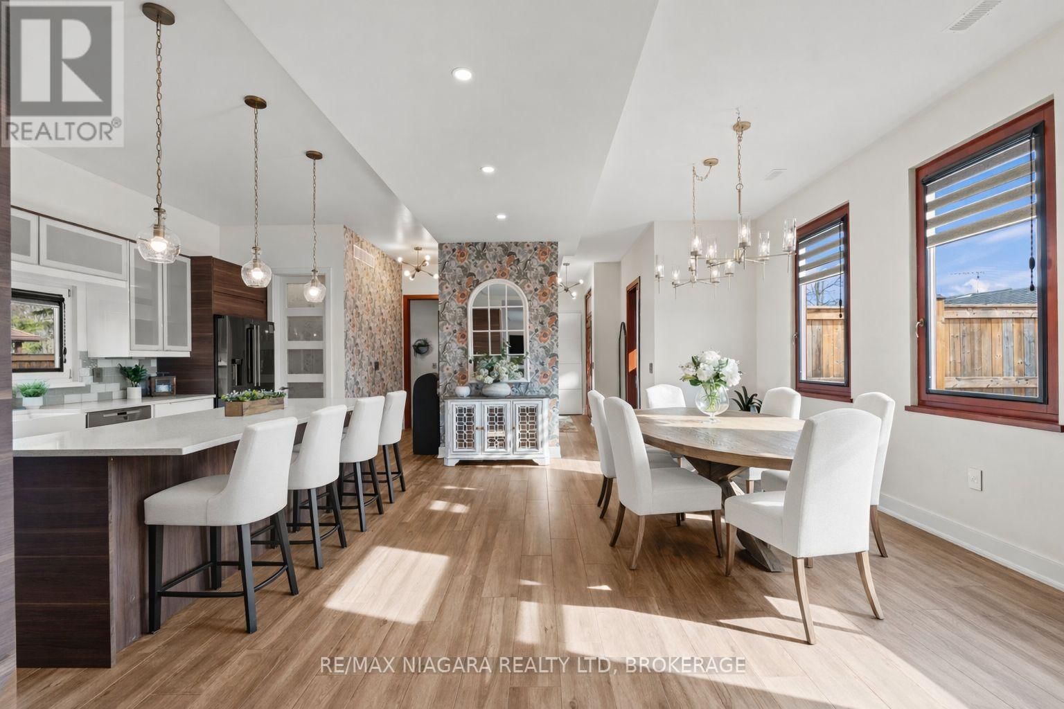 1887 DOMINION ROAD Image 12