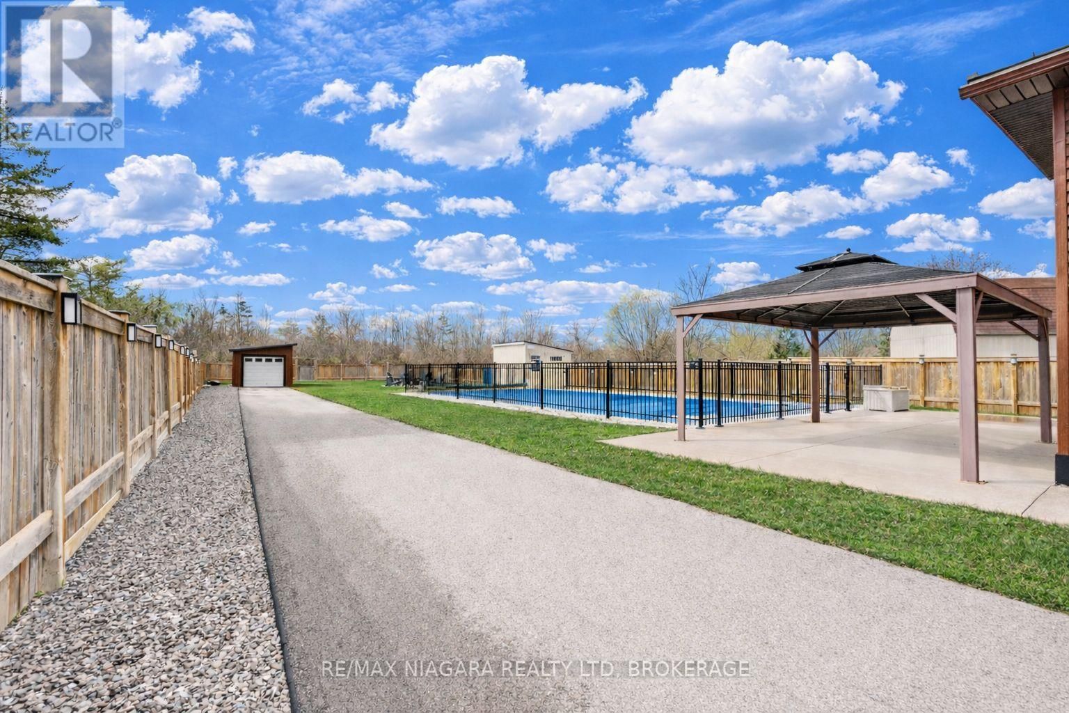 1887 DOMINION ROAD Image 2