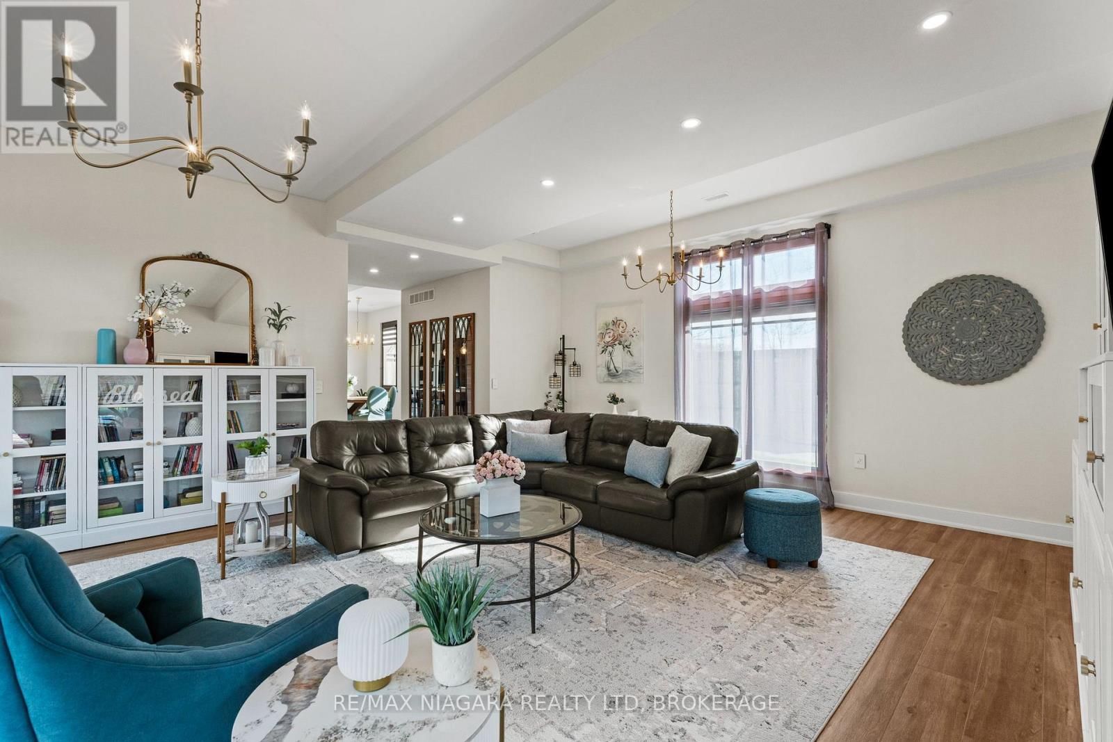 1887 DOMINION ROAD Image 23