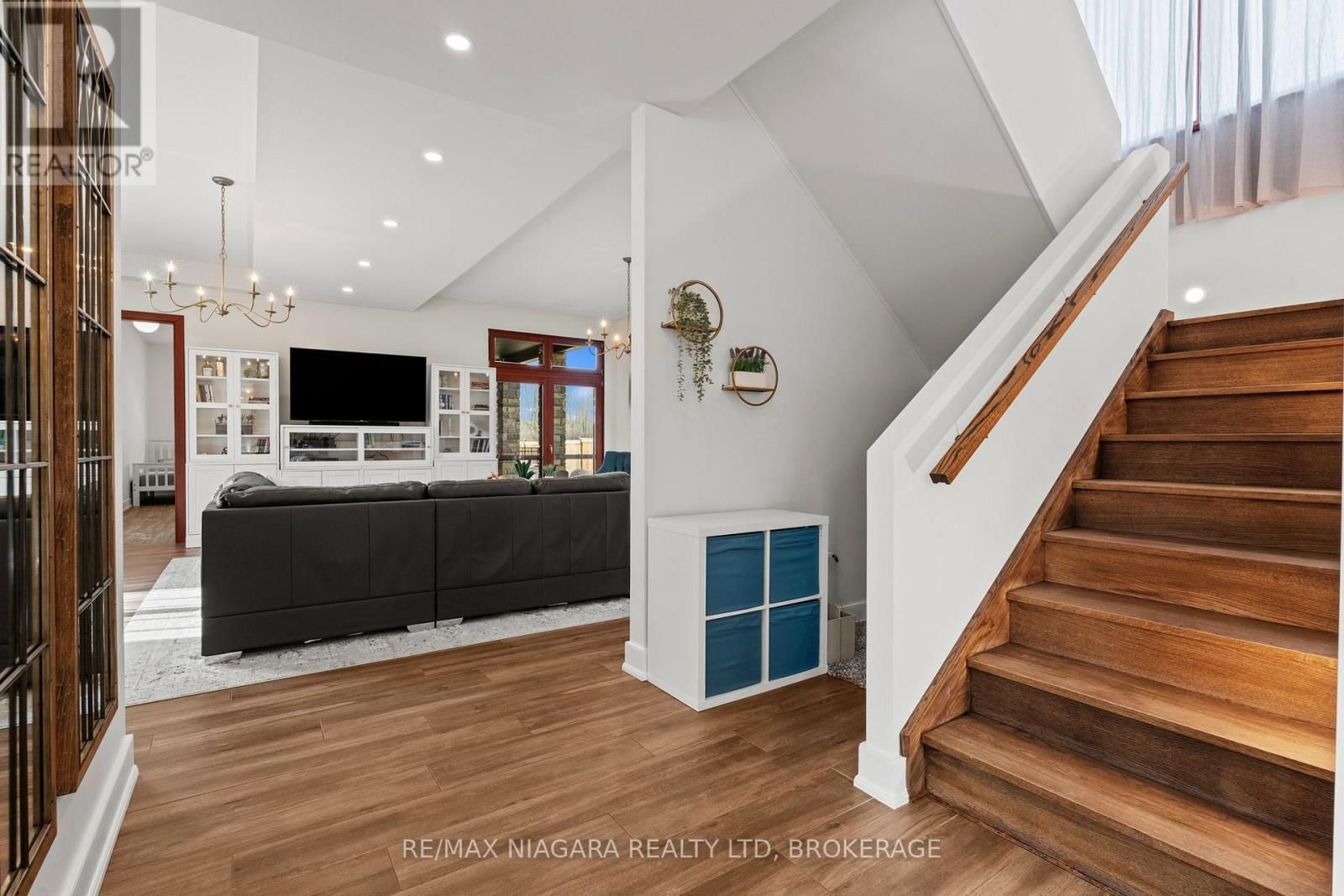 1887 DOMINION ROAD Image 28