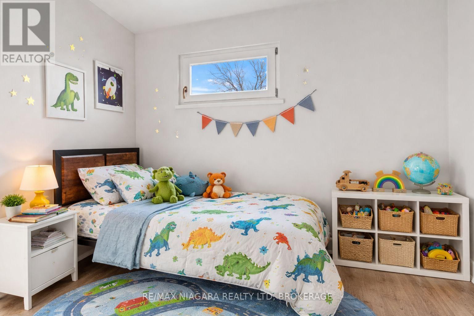 1887 DOMINION ROAD Image 31