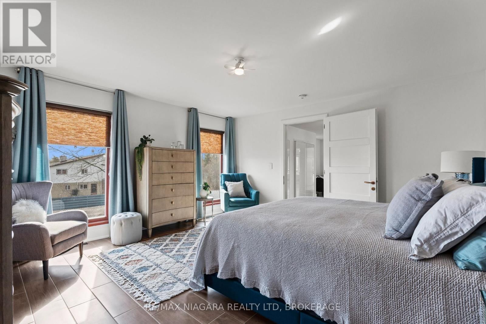 1887 DOMINION ROAD Image 34