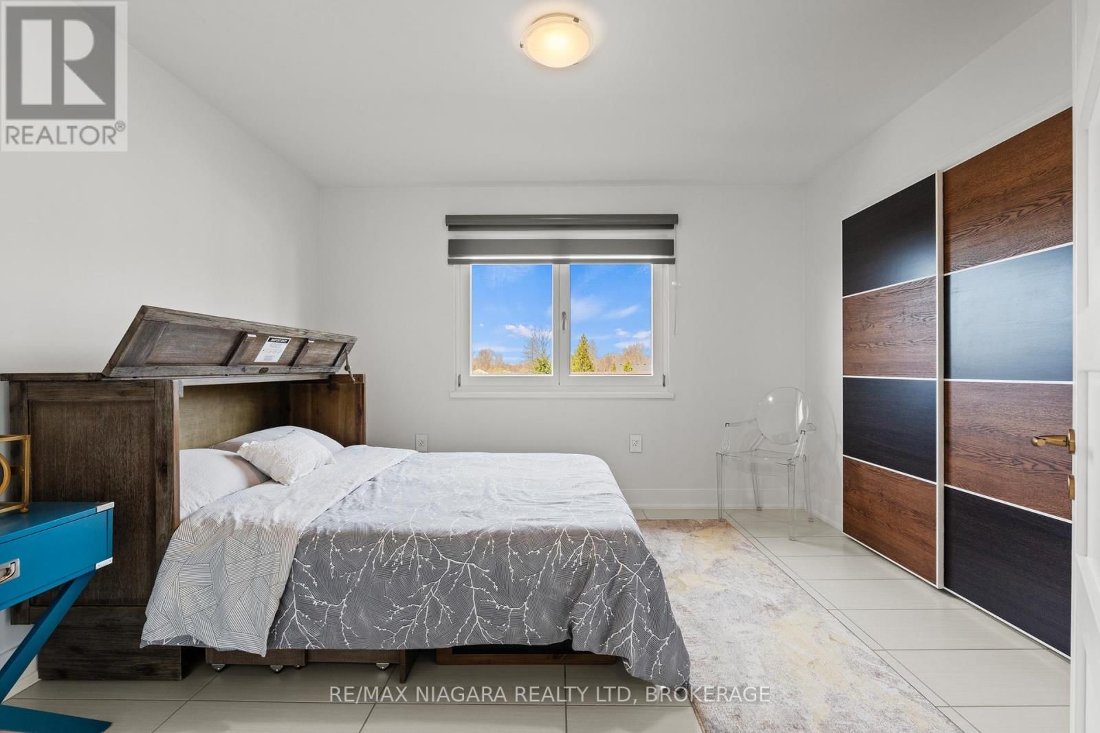 1887 DOMINION ROAD Image 41