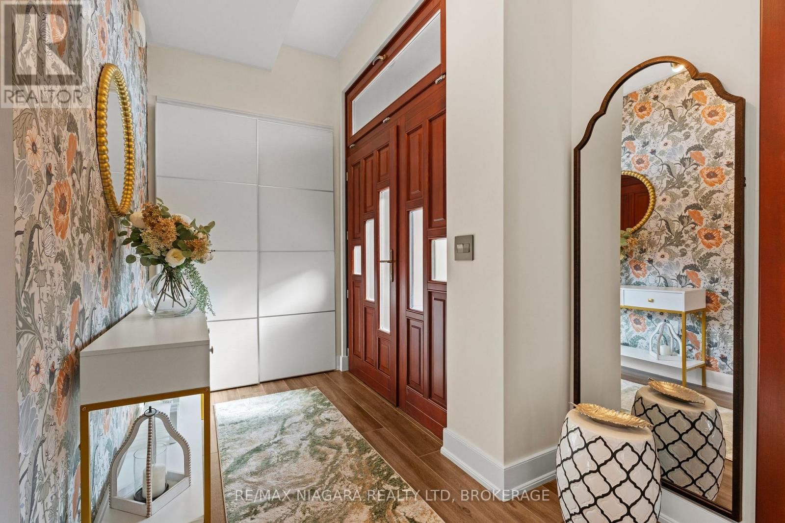 1887 DOMINION ROAD Image 42