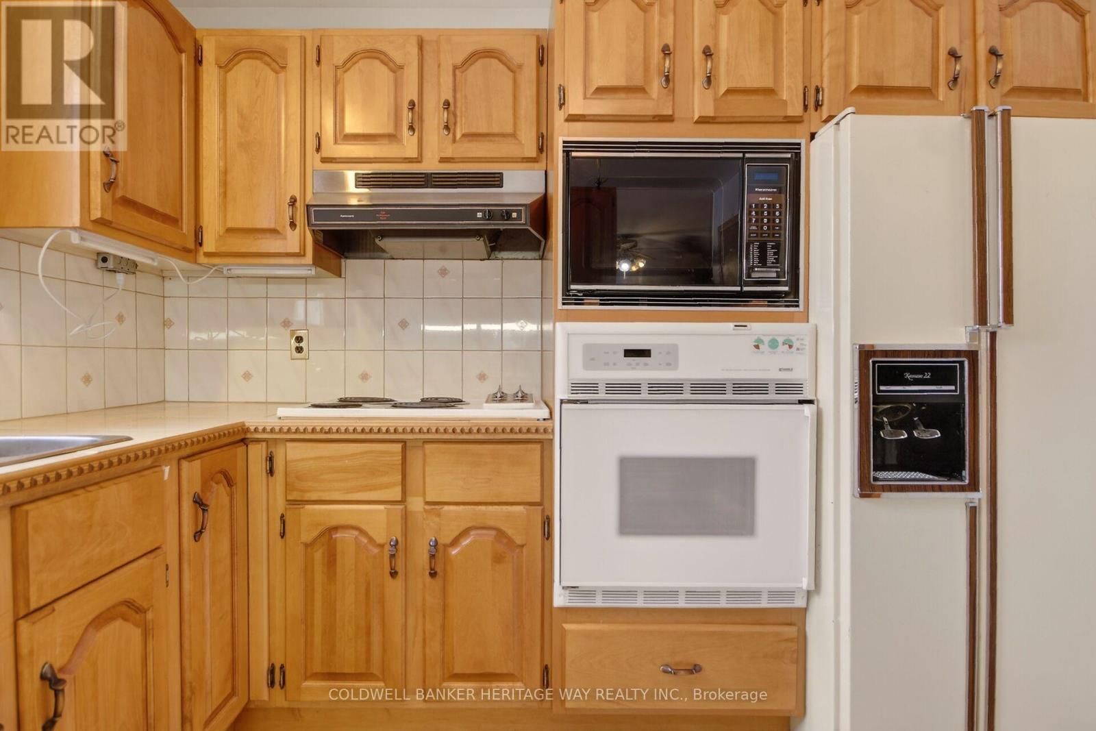 122 AVENUE 4 AVENUE Image 10