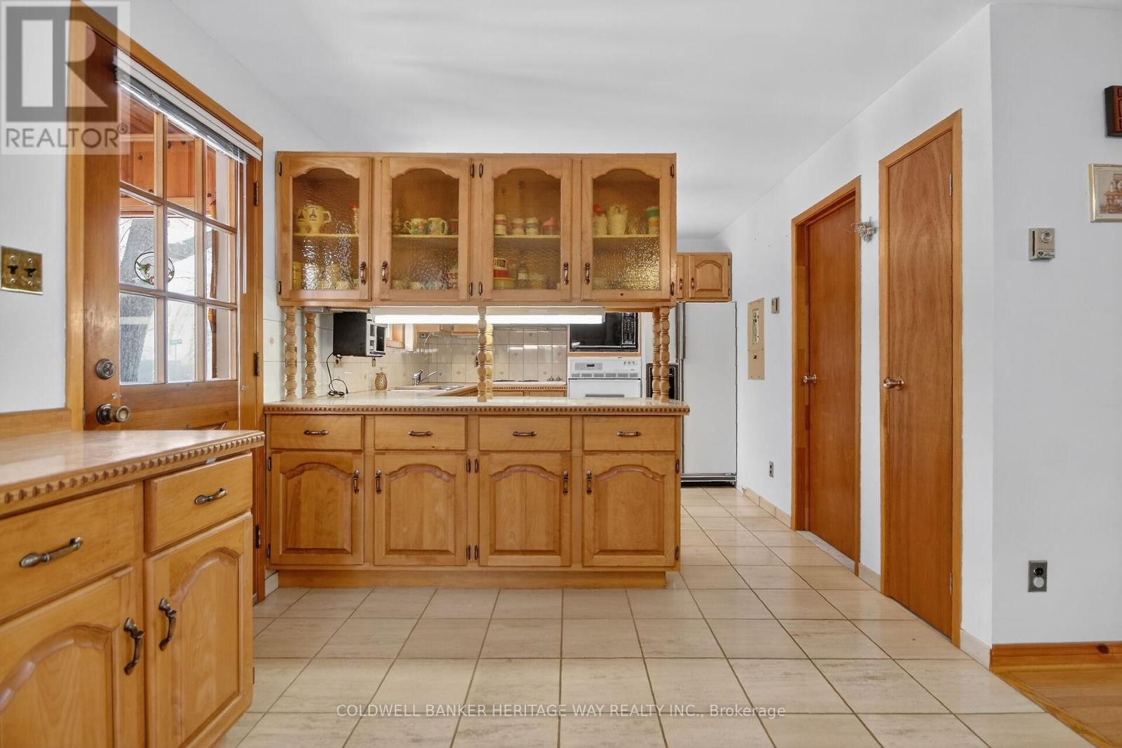 122 AVENUE 4 AVENUE Image 13