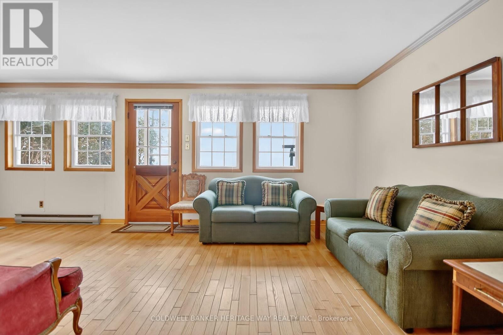 122 AVENUE 4 AVENUE Image 24