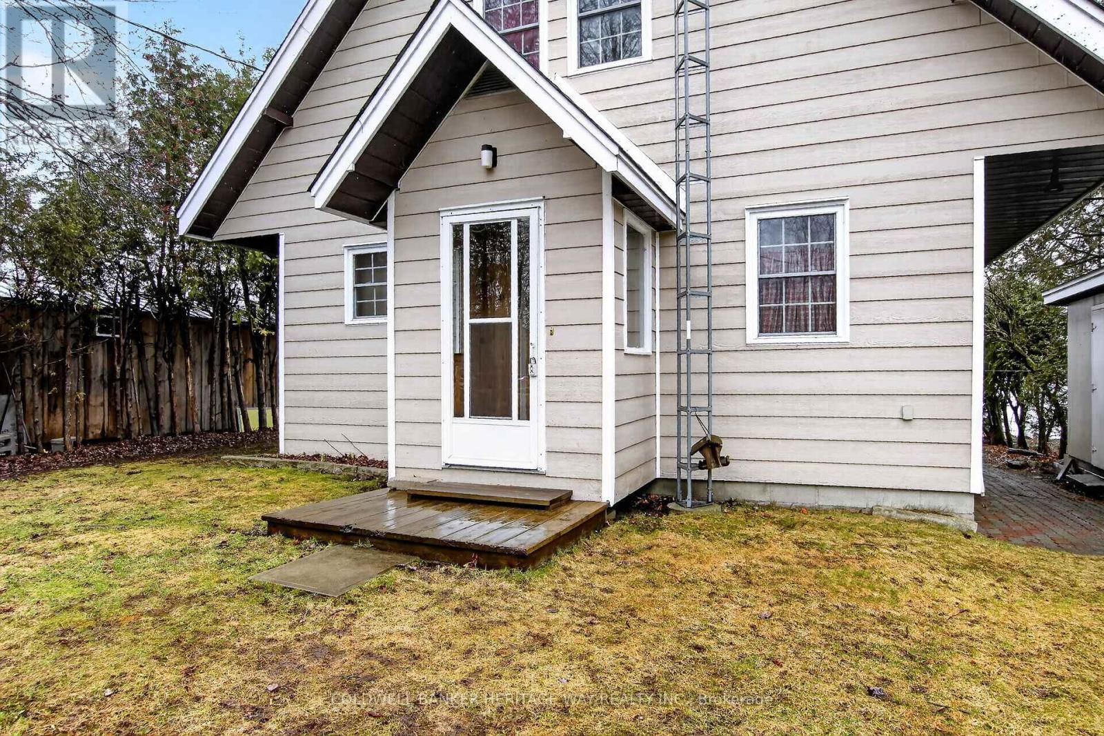 122 AVENUE 4 AVENUE Image 3