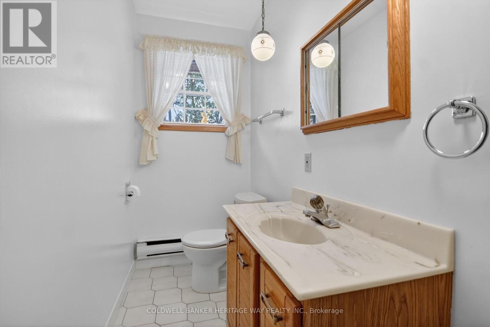 122 AVENUE 4 AVENUE Image 33