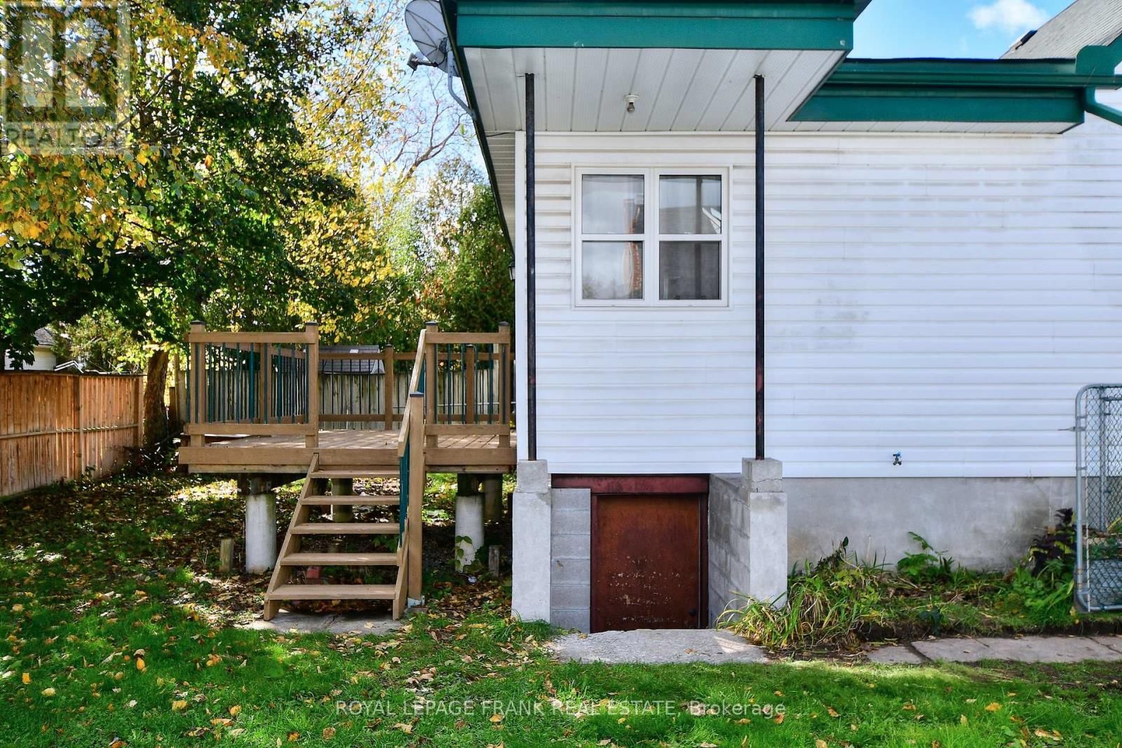 475 BRIOUX AVENUE Image 34