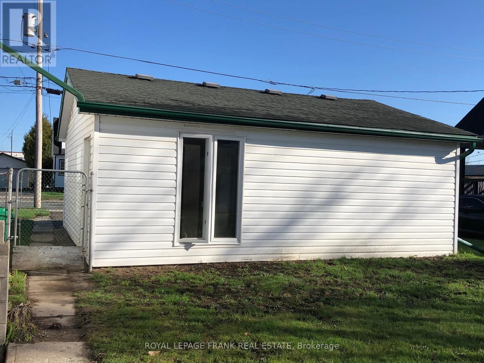 475 BRIOUX AVENUE Image 40