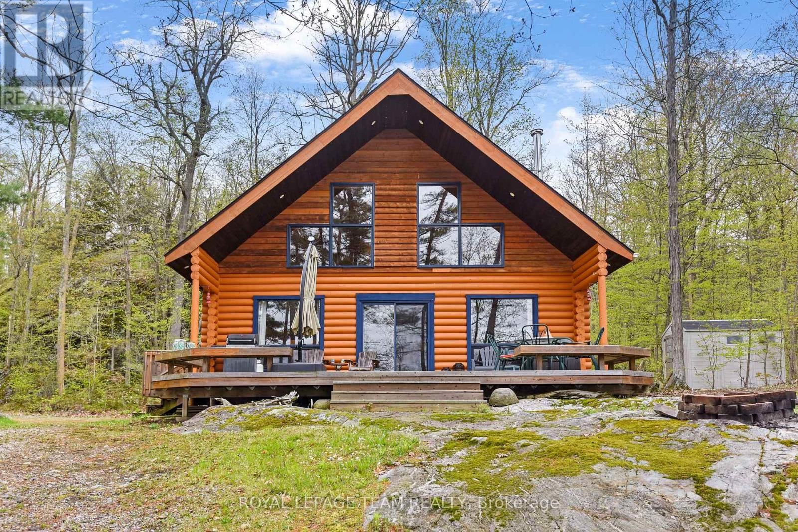 964 SPRUCE LANE Image 11