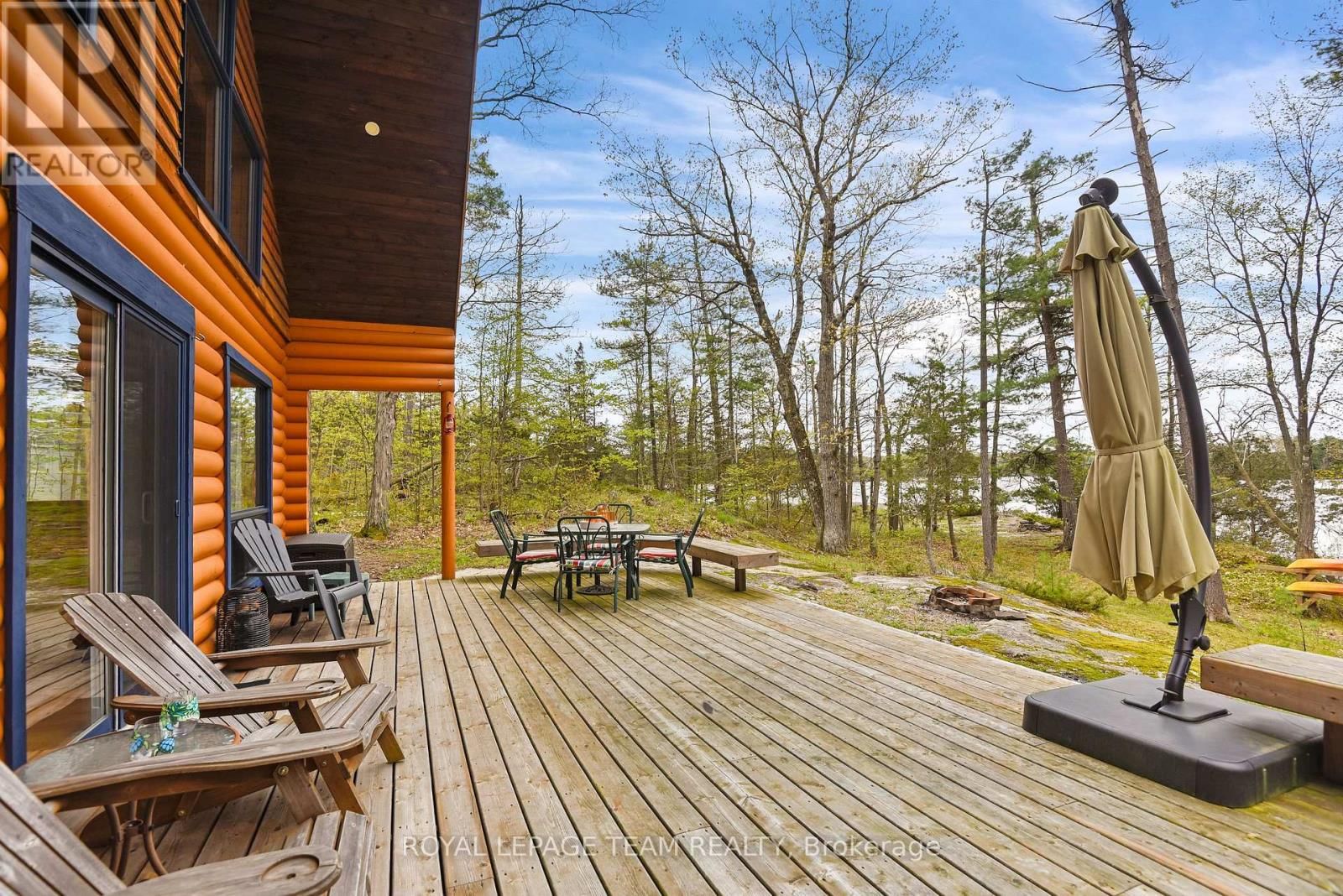 964 SPRUCE LANE Image 13