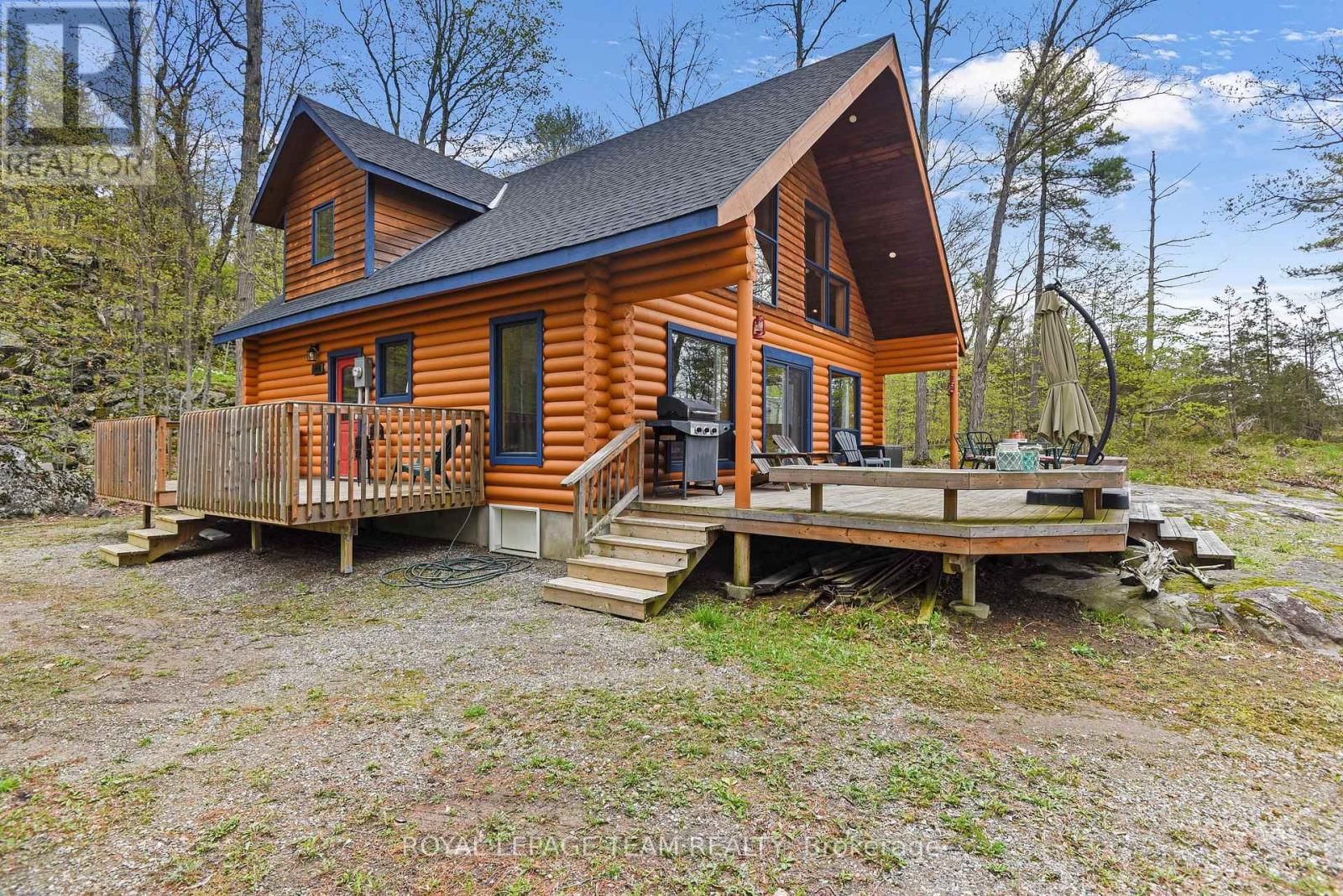 964 SPRUCE LANE Image 2