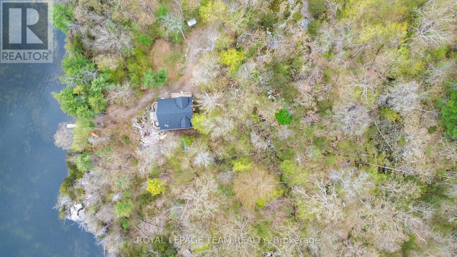 964 SPRUCE LANE Image 41