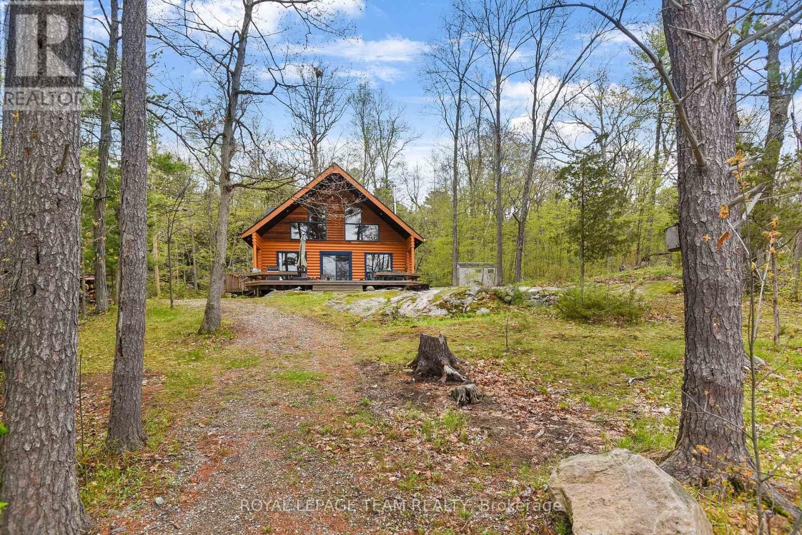 964 SPRUCE LANE Image 42