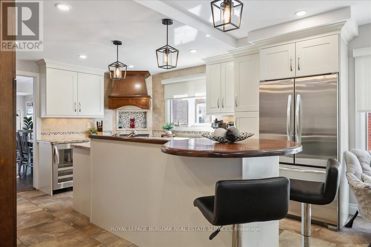 44 SUNVALE PLACE Image 11