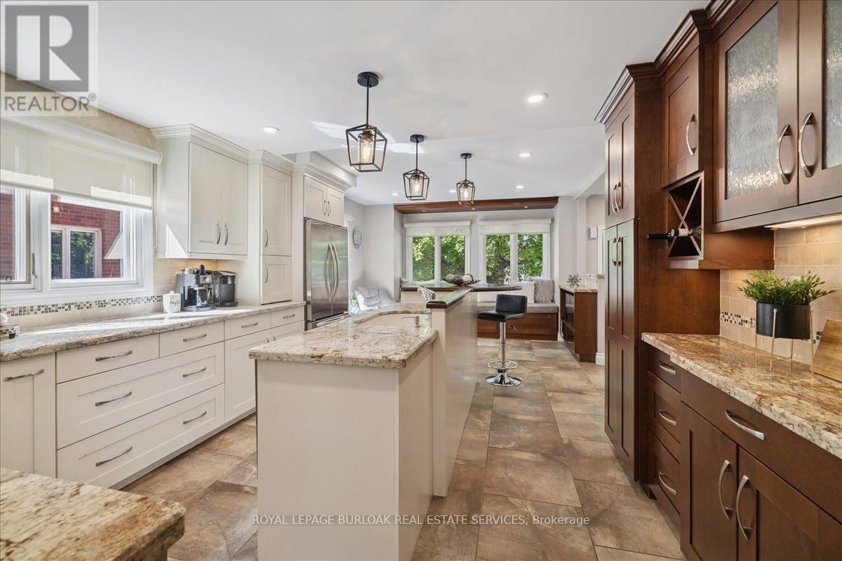 44 SUNVALE PLACE Image 13