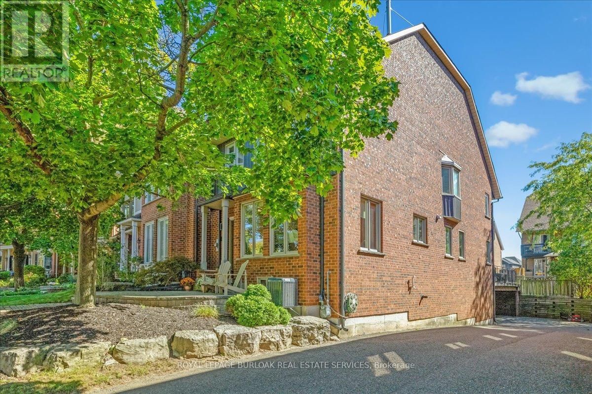 44 SUNVALE PLACE Image 2