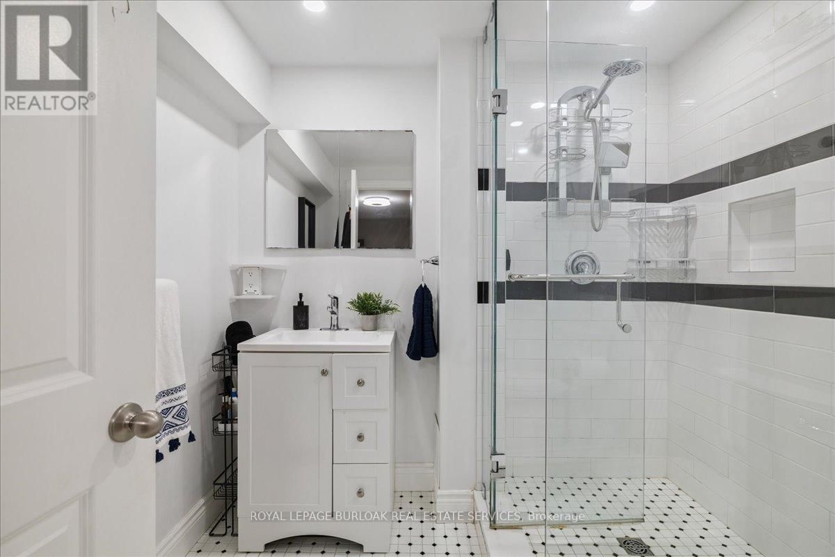 44 SUNVALE PLACE Image 41