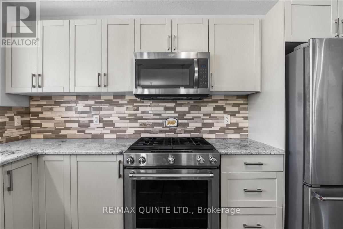 6 GRANBY COURT Image 17