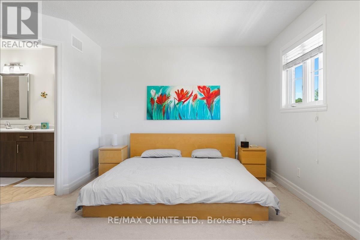 6 GRANBY COURT Image 29