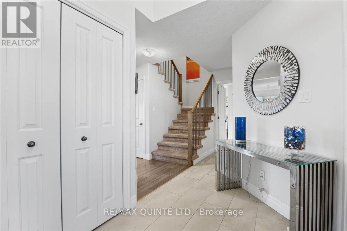 6 GRANBY COURT Image 5