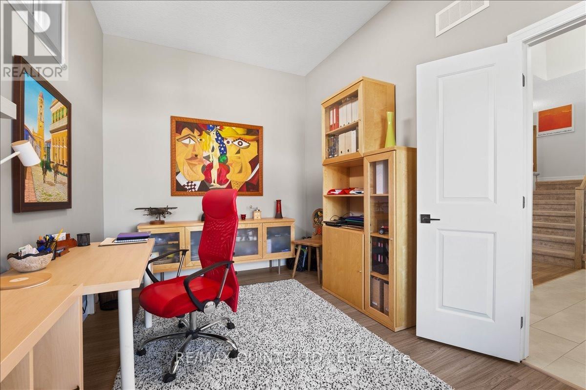 6 GRANBY COURT Image 6