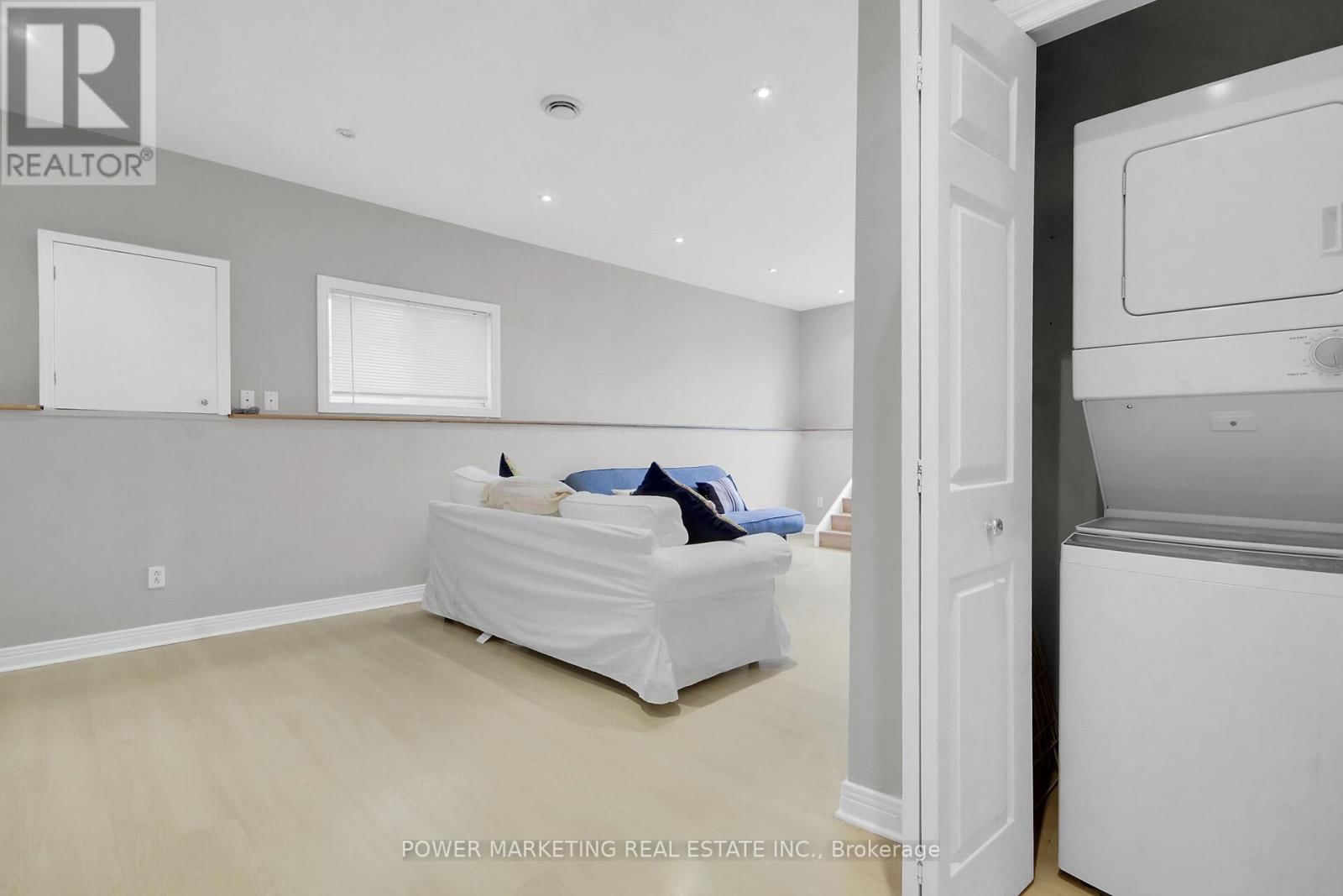 181 MOUNTSHANNON DRIVE Image 36