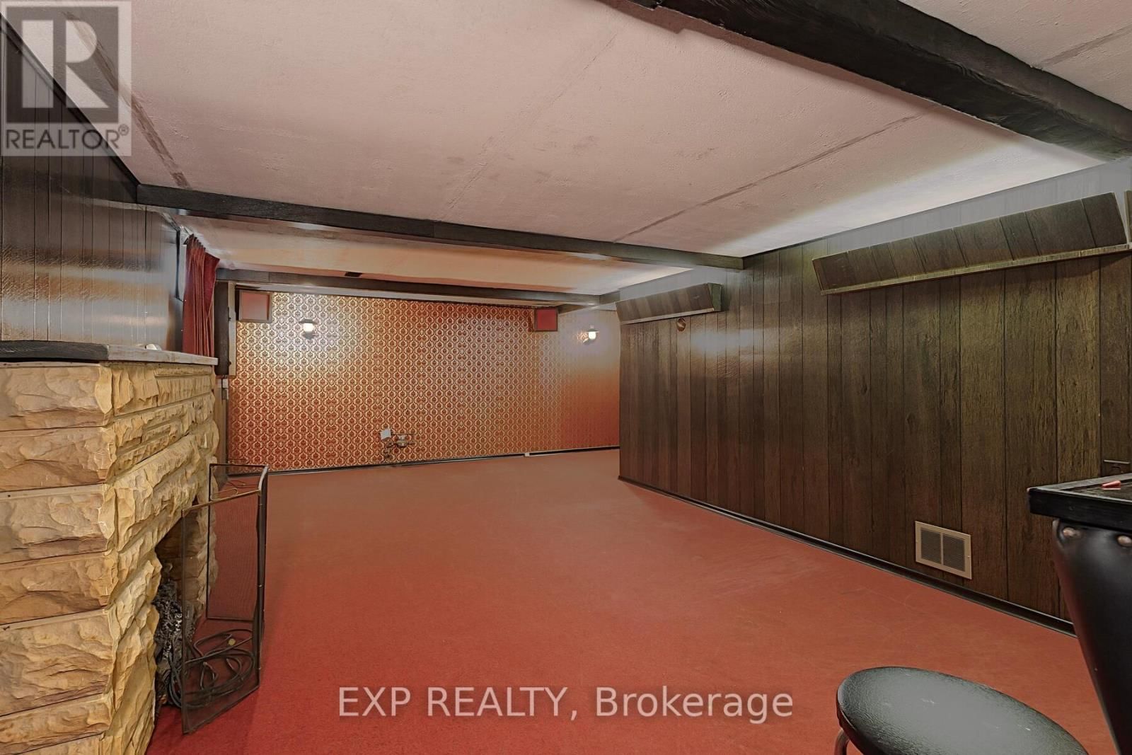 1109 SPRUCEDALE ROAD Image 32