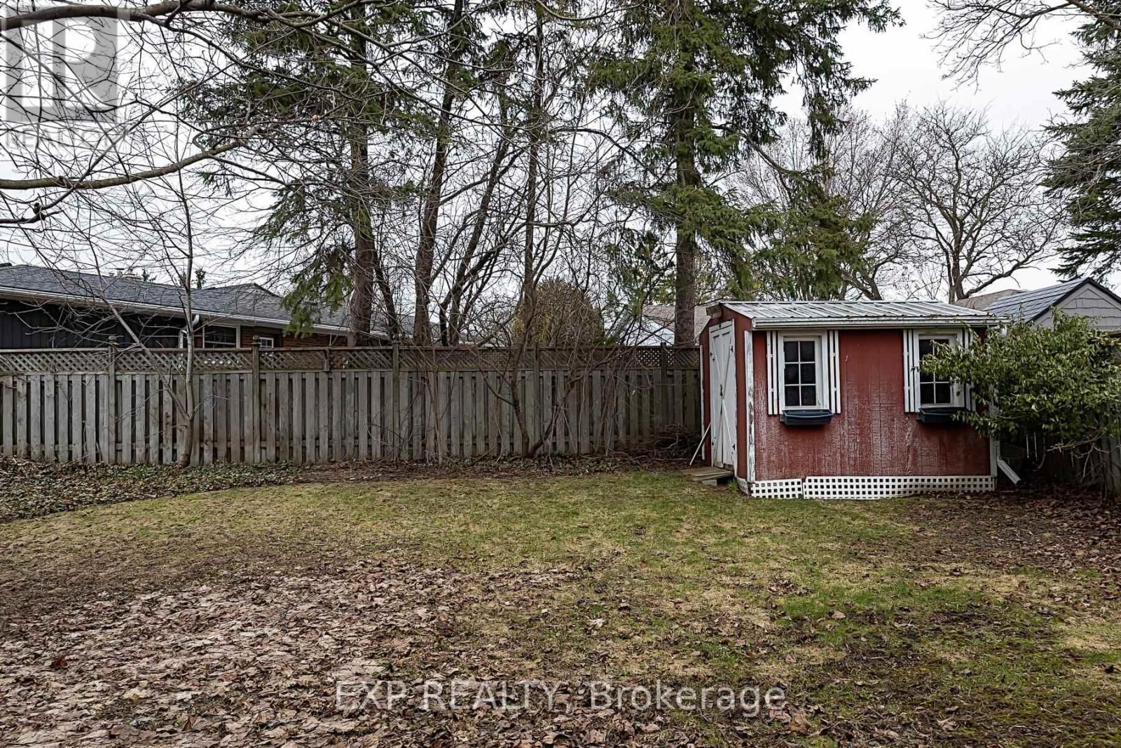 1109 SPRUCEDALE ROAD Image 35