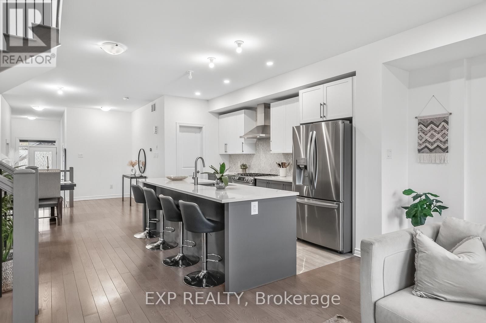 501 ENCLAVE LANE Image 11