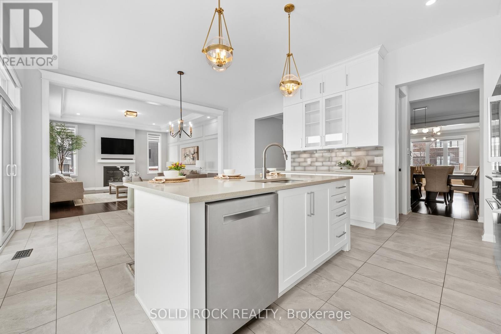 42 CONCH WAY Image 13