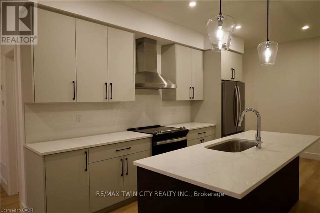 17 - 4255 LISMER LANE Image 4