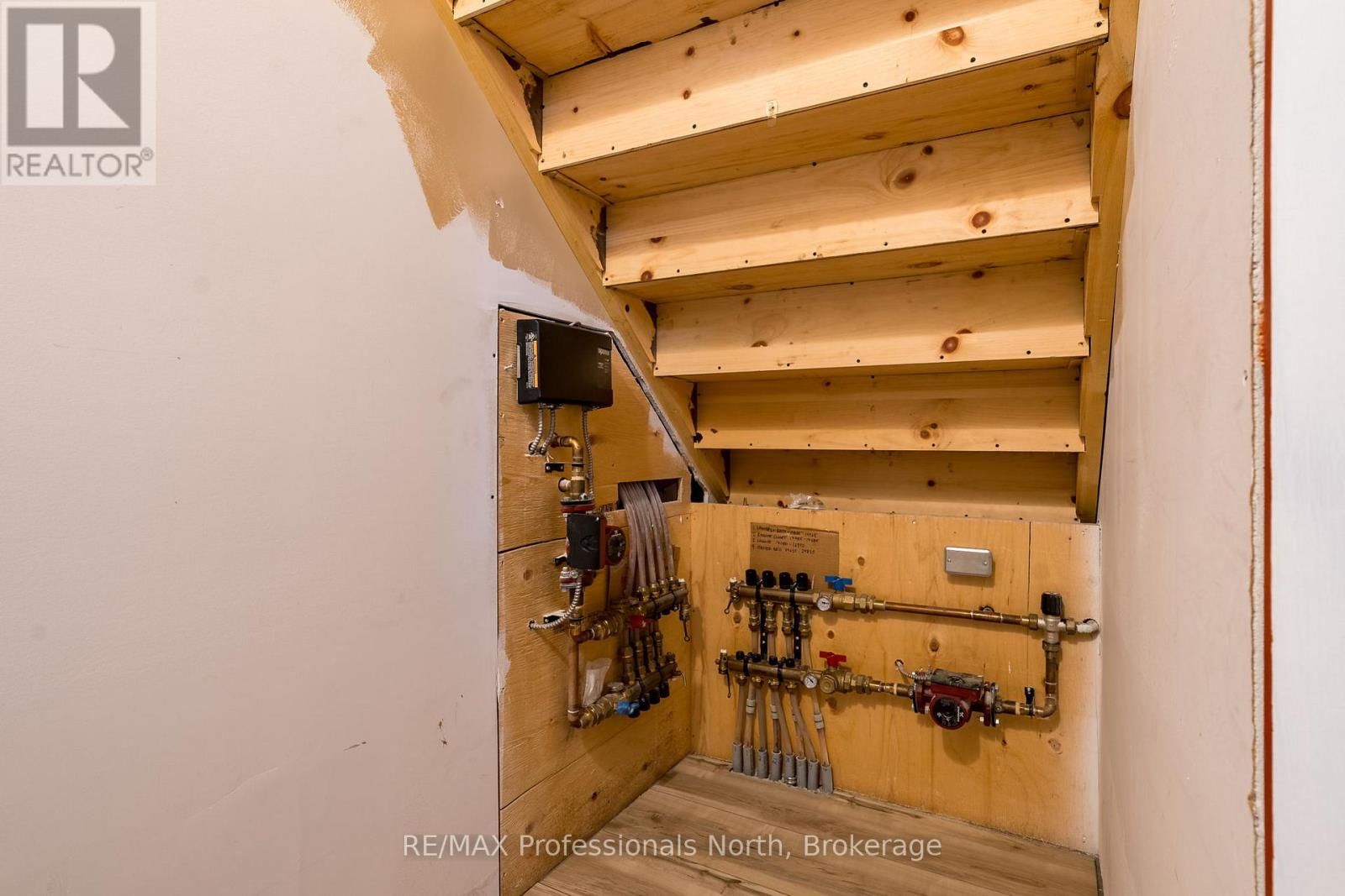 475 HOODSTOWN ROAD SOUTH Image 44