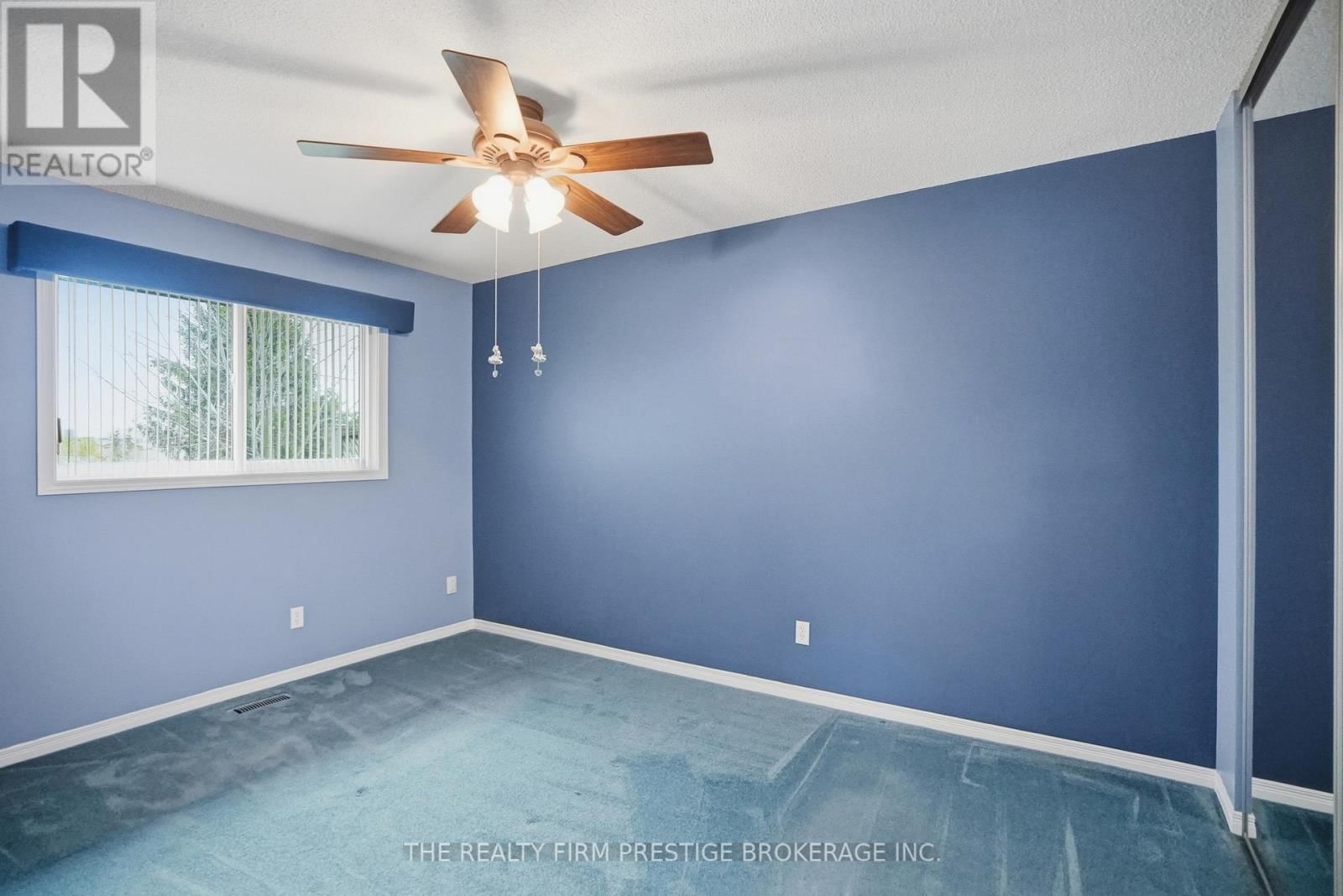 277 FLEMING DRIVE Image 10